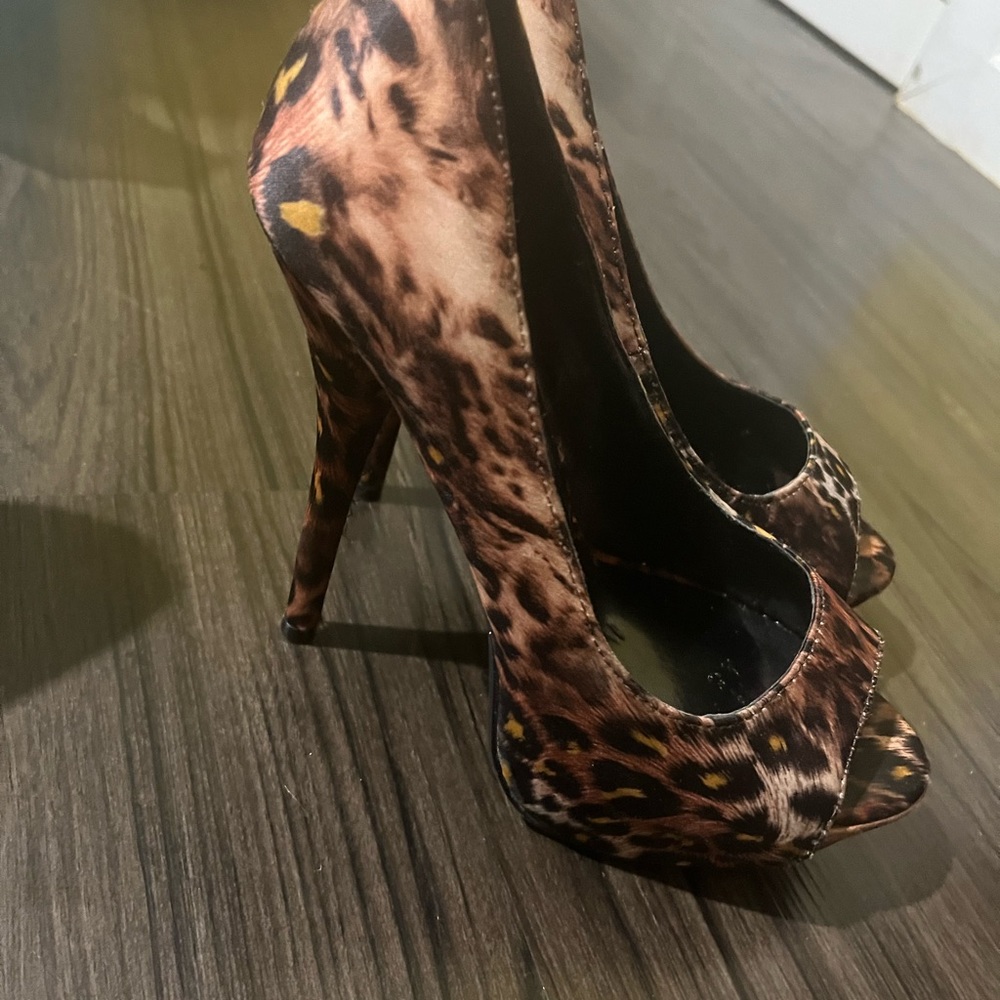 Women heels